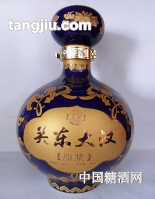 關(guān)東大漢酒青花瓷