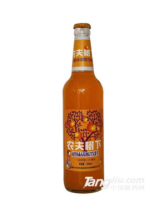 農(nóng)夫樹(shù)下橙味碳酸飲料500ml