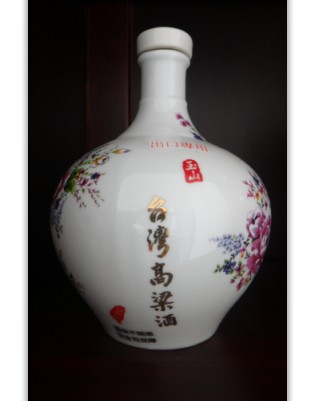 臺(tái)灣中高端白酒|玉山臺(tái)灣高粱酒禮盒（客家花布）